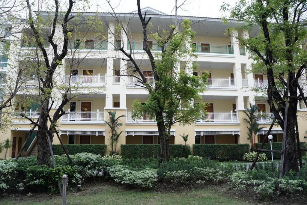 בנגקוק The One Residence Hotel מראה חיצוני תמונה